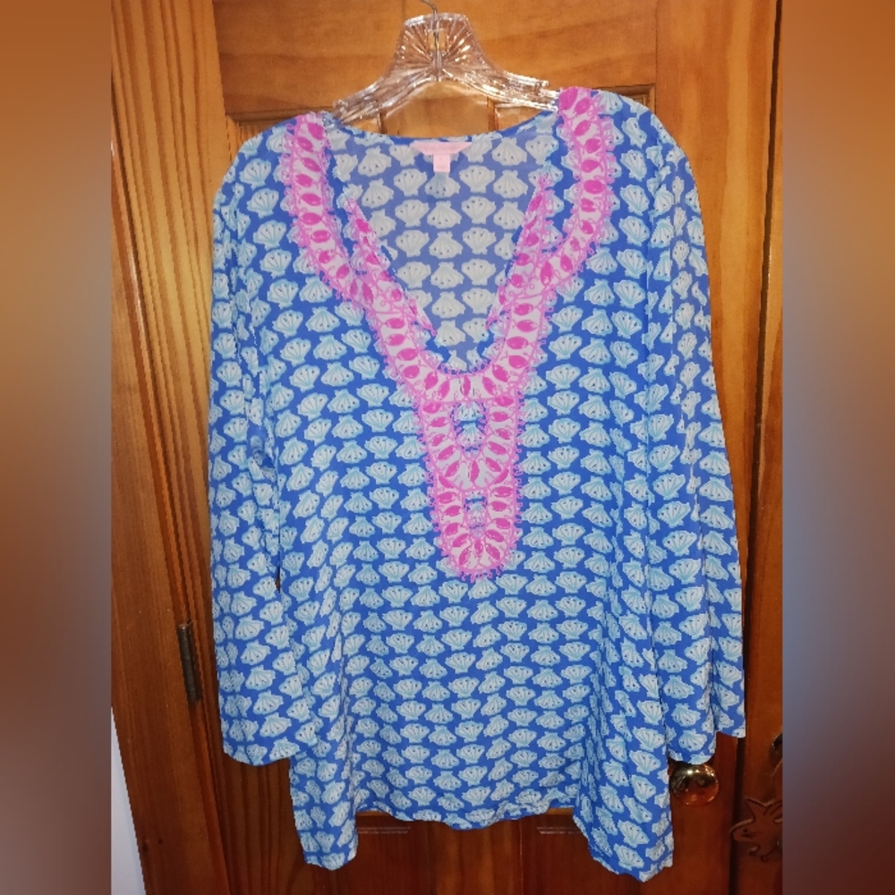Lilly Pulitzer Blue and Pink Shell-pattern Tunic Top 100% Silk EUC